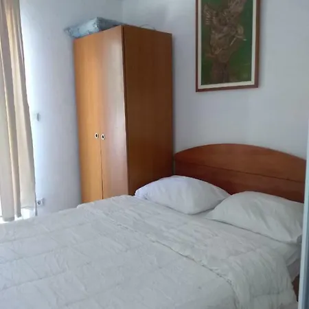 Apartman Helly Apartment